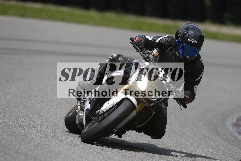 /Archiv-2024/29 12.06.2024 MOTO.CH Track Day ADR/Gruppe gelb/82